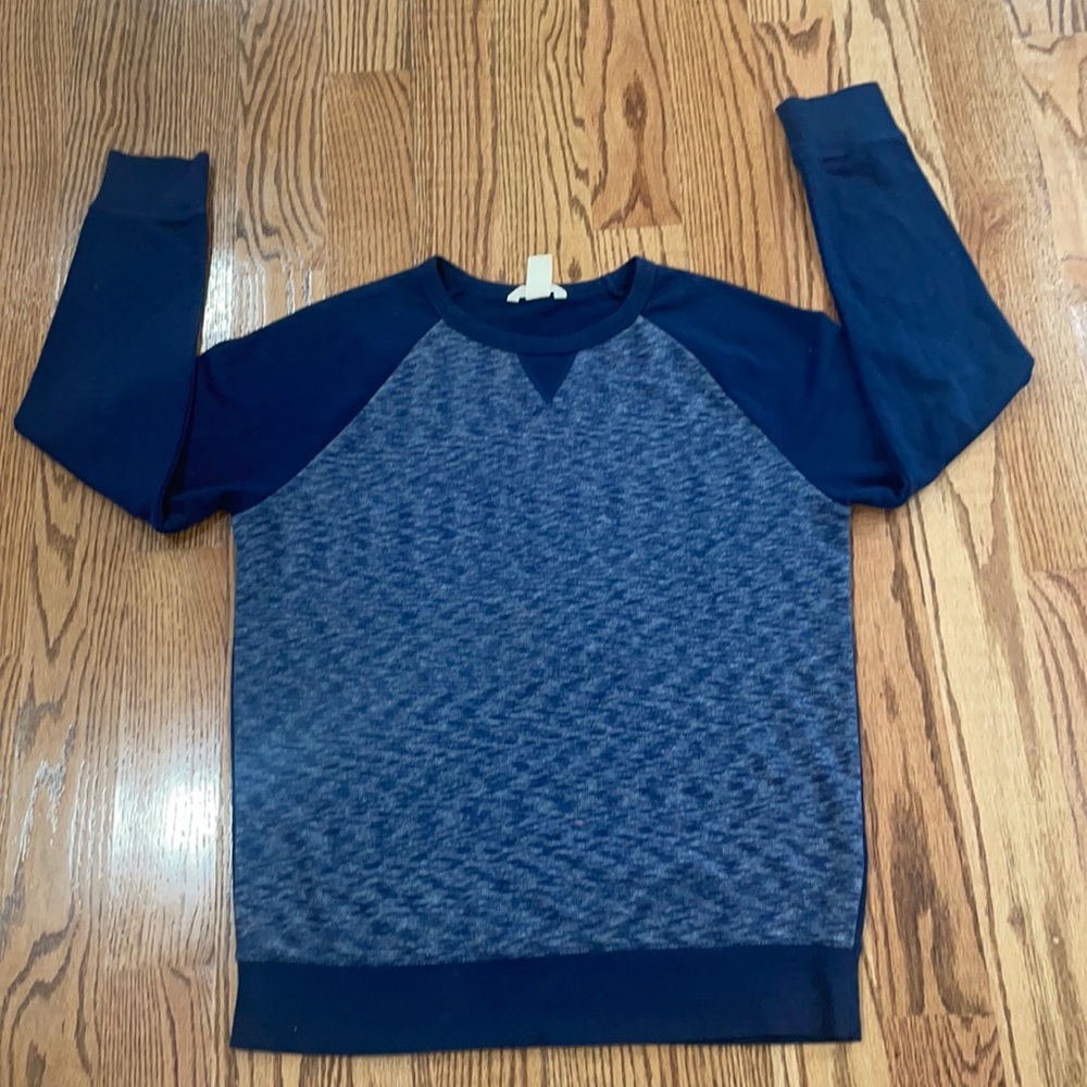 Long sleeve H&M size 14 good condition kids